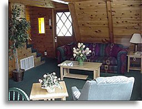 Whispering Pines 2* June Lake